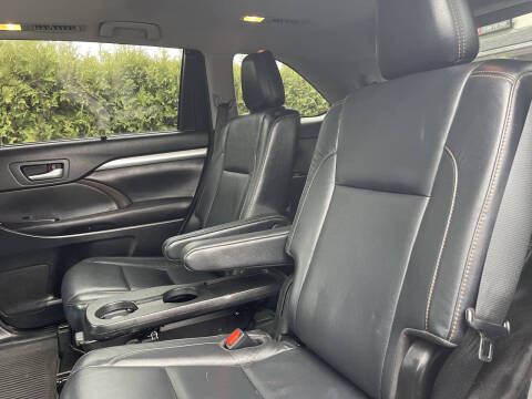 2017 Toyota Highlander XLE