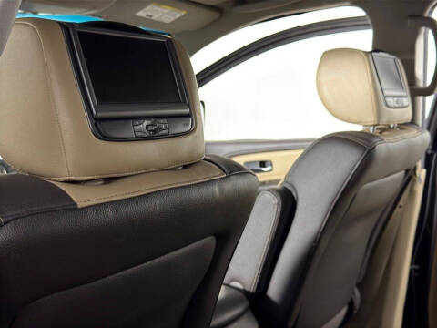 2015 Nissan Armada