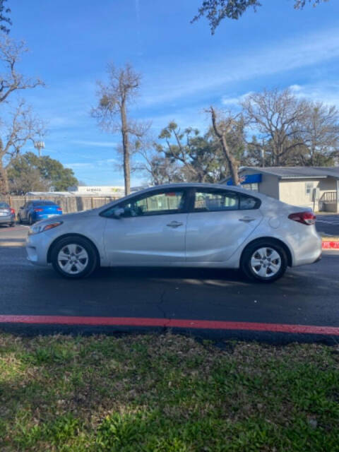 2018 Kia Forte for sale at AUSTIN PREMIER AUTO in Austin, TX