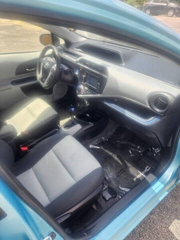 2012 Toyota Prius c Two