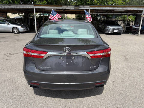 2014 Toyota Avalon XLE