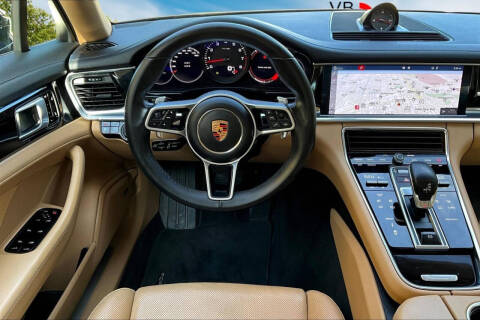 2018 Porsche Panamera