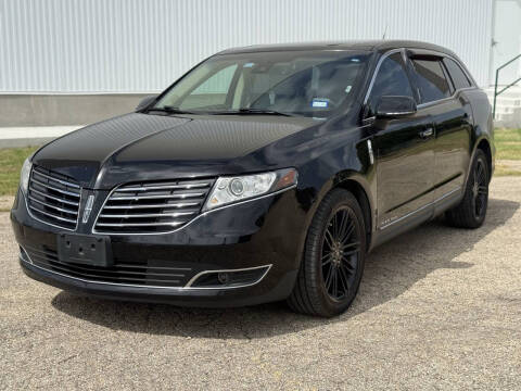 2019 Lincoln MKT Reserve