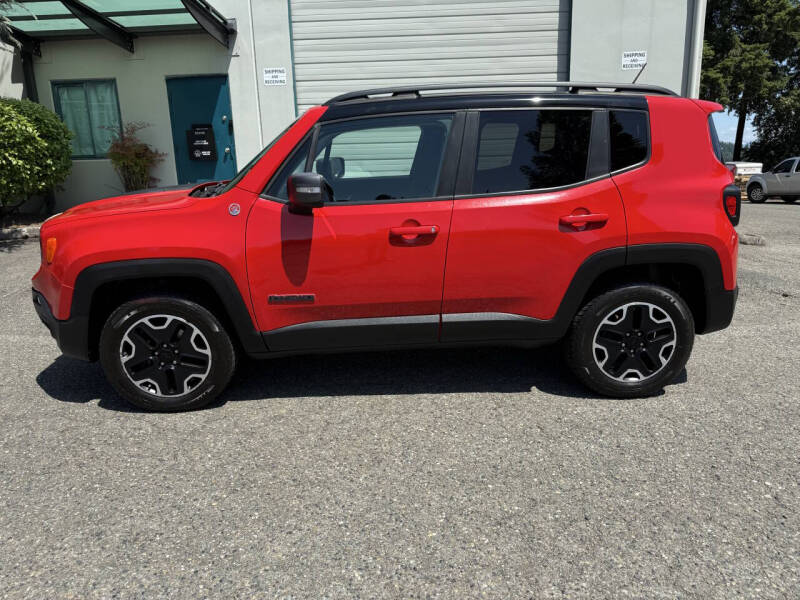 Used 2017 Jeep Renegade Trailhawk with VIN ZACCJBCB2HPF73779 for sale in Kirkland, WA