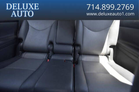 2013 Toyota Prius v Five