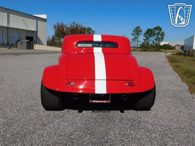 1933 Ford Factory Five 1933 Hot Rod Road