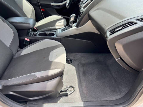 2012 Ford Focus SE