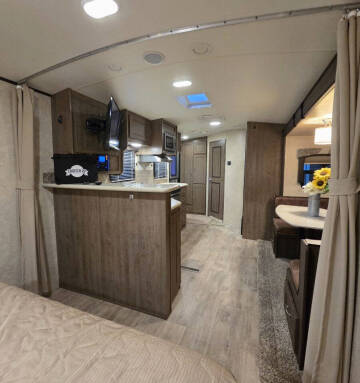 2015 Cruiser RV Enterra