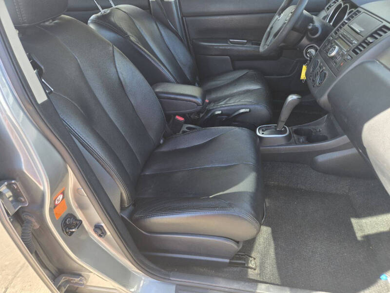 2009 Nissan Versa 1.8 SL