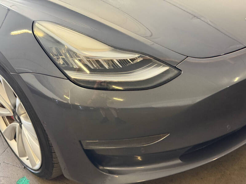 2018 Tesla Model 3 Performance