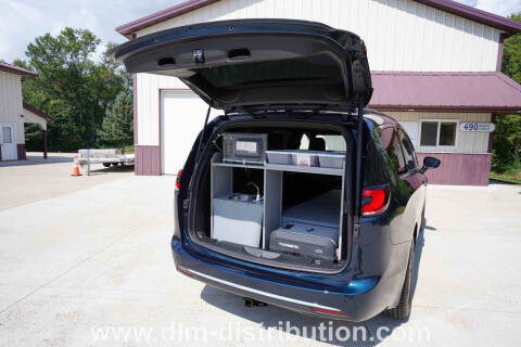 2025 Mini T Campervan Chrysler Pacifica AWD Camper V