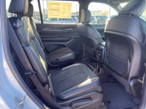 2025 Jeep Grand Cherokee L Altitude X