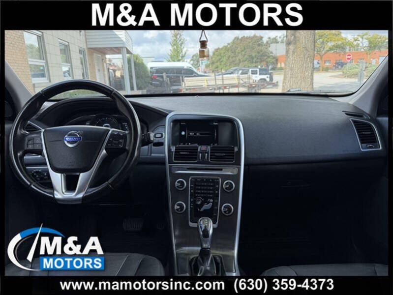 2016 Volvo XC60 T5 Drive-E Premier