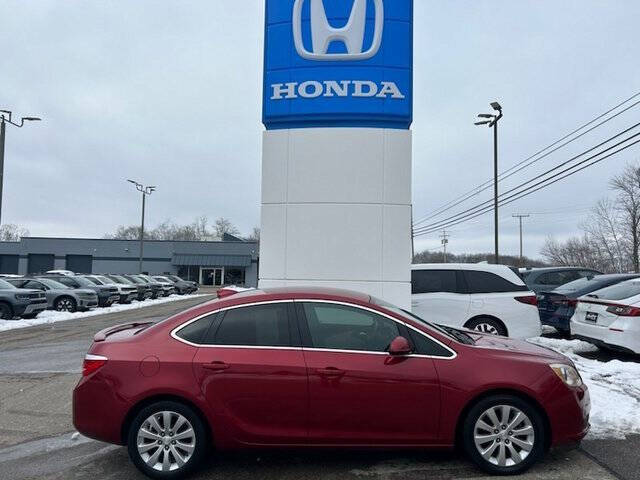 2015 Buick Verano 1SD's photo