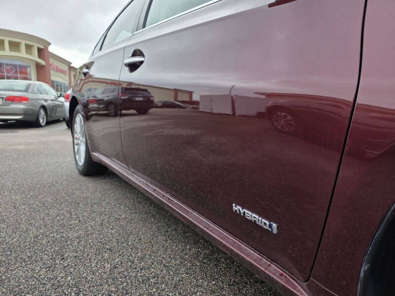 2013 Toyota Avalon Hybrid XLE Touring