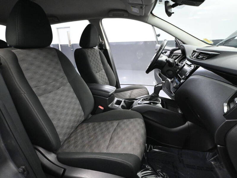 2021 Nissan Rogue Sport SV