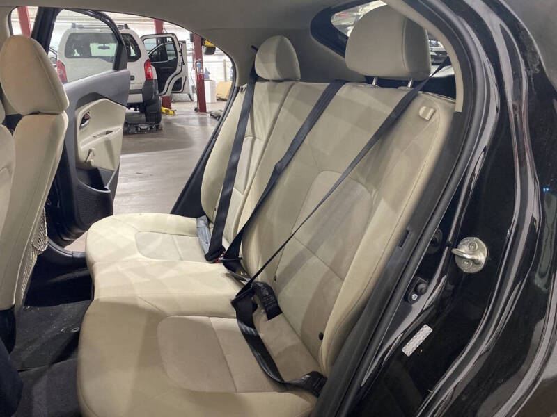 2013 Kia Rio 5-Door LX