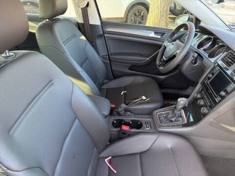 2021 Volkswagen Golf TSI