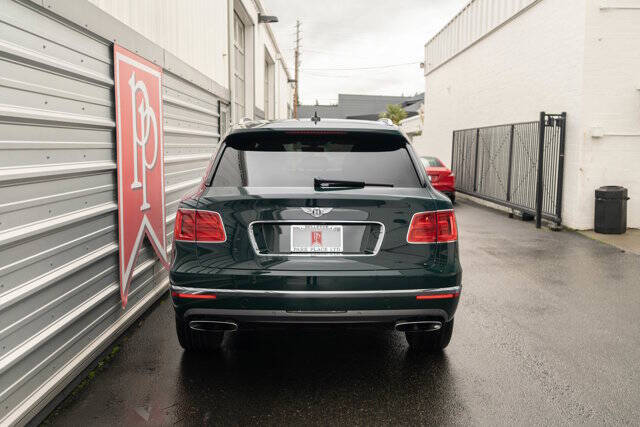 2017 Bentley Bentayga 51