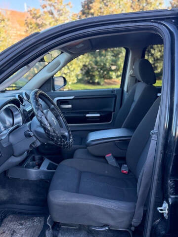 2007 Mitsubishi Raider LS