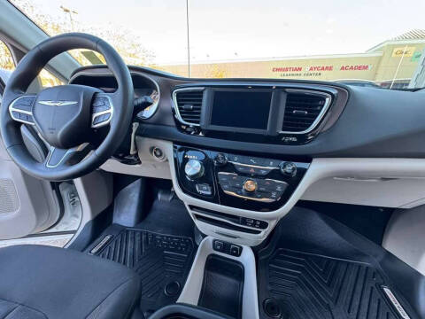 2018 Chrysler Pacifica Touring Plus