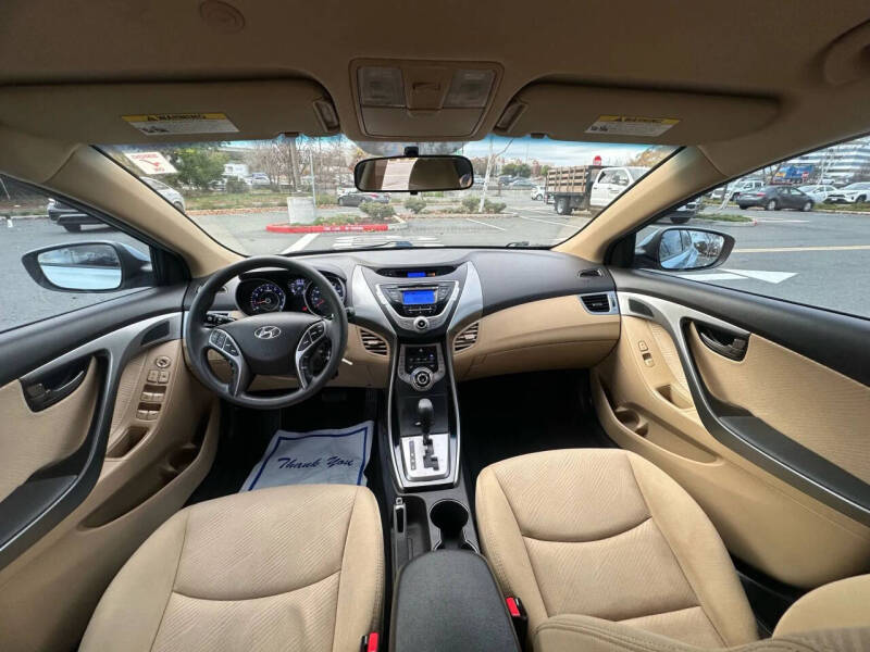 2013 Hyundai Elantra