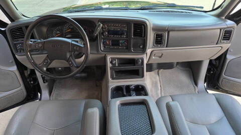 2004 GMC Yukon SLT