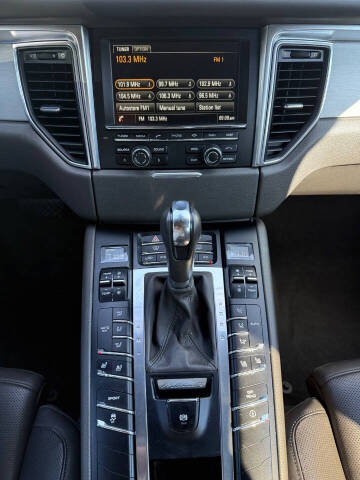 2015 Porsche Macan S