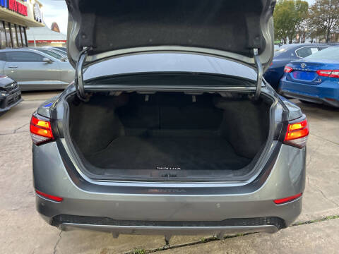 2022 Nissan Sentra SV