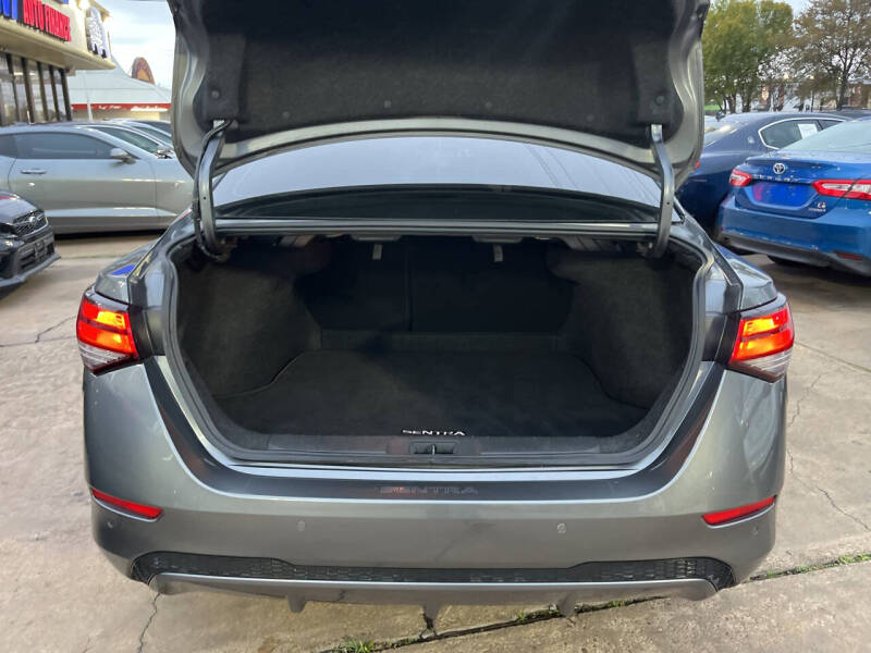 2022 Nissan Sentra SV