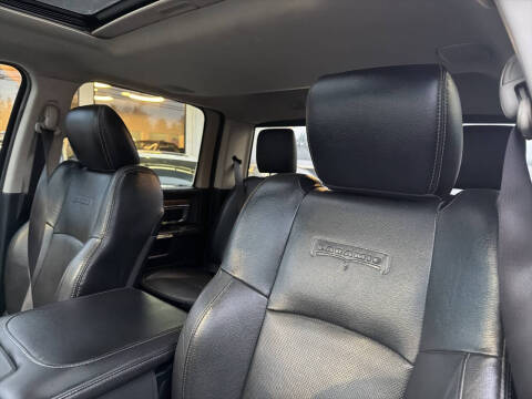 2017 RAM 3500 Laramie