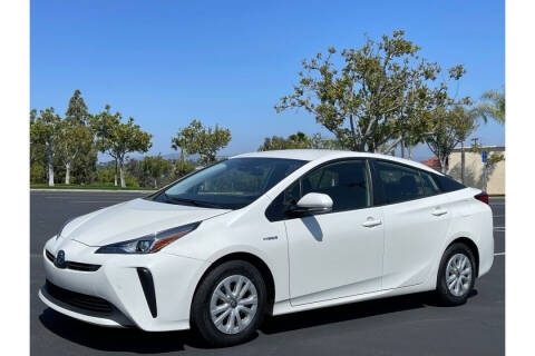 2019 Toyota Prius LE