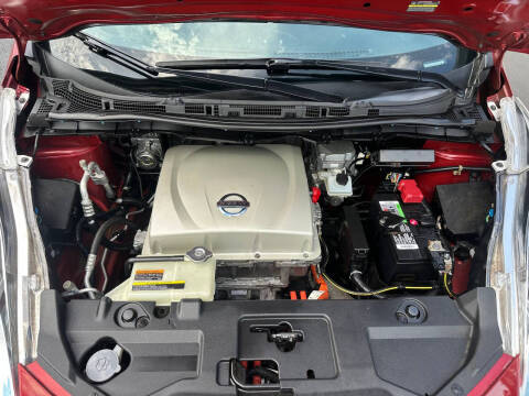 2015 Nissan LEAF S