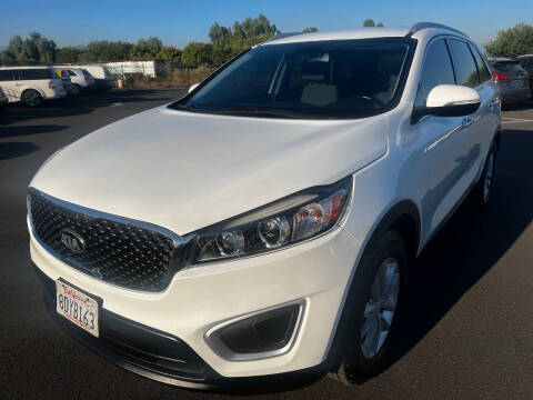 2018 Kia Sorento LX