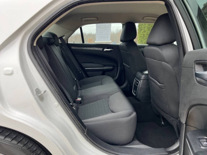 2020 Chrysler 300 Touring