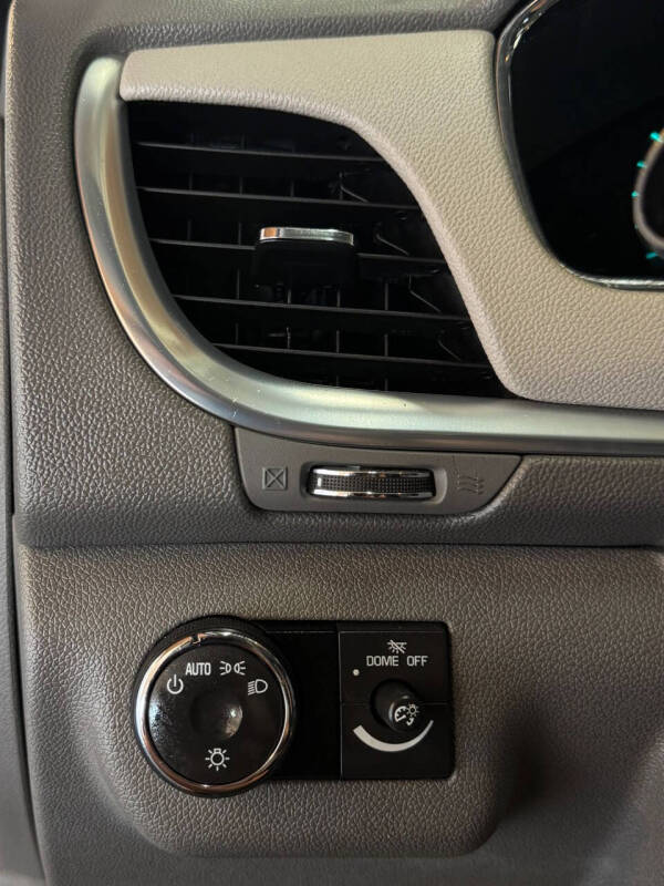 2015 Chevrolet Traverse LS