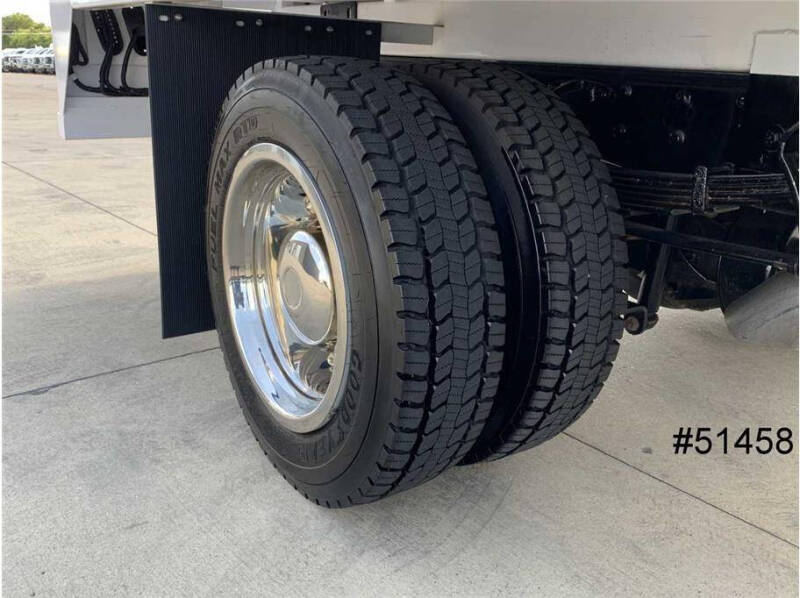 2023 Chevrolet Silverado 5500HD