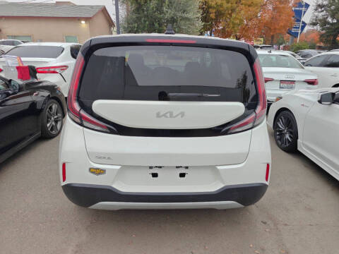 2023 Kia Soul LX
