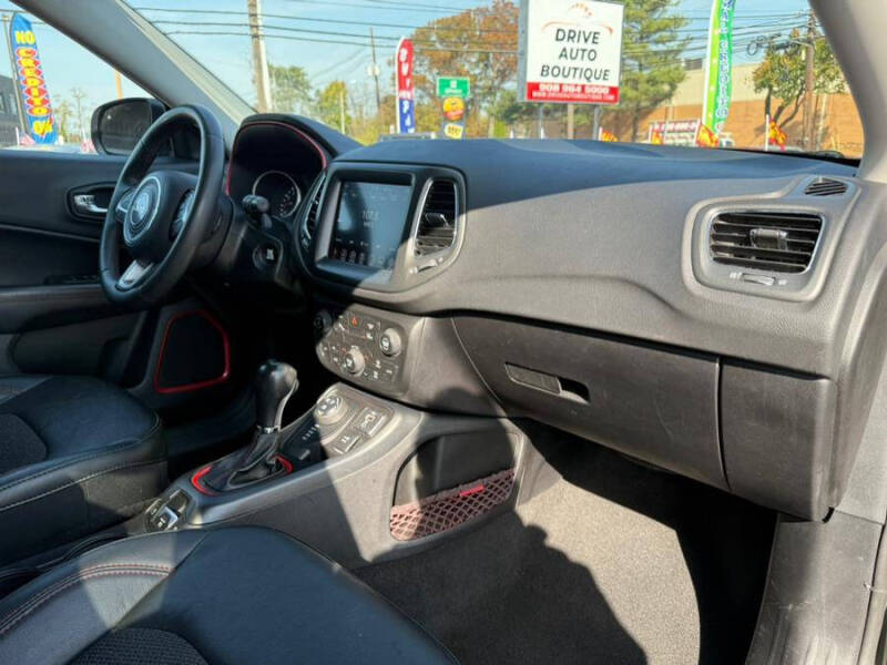 2021 Jeep Compass Trailhawk