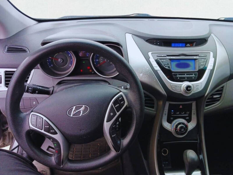 2012 Hyundai Elantra GLS