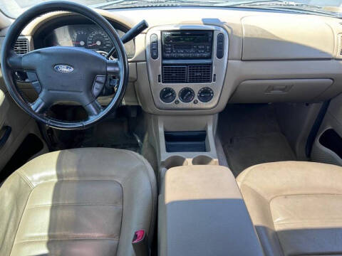 2003 Ford Explorer