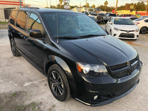 2017 Dodge Grand Caravan for sale at Marvin Motors in Kissimmee FL