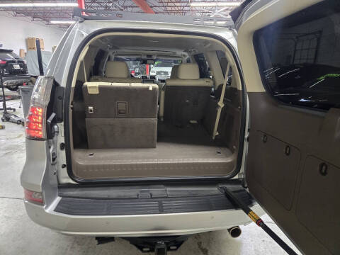 2017 Lexus GX 460