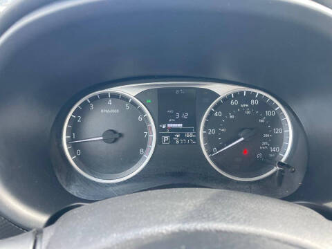 2020 Nissan Kicks S