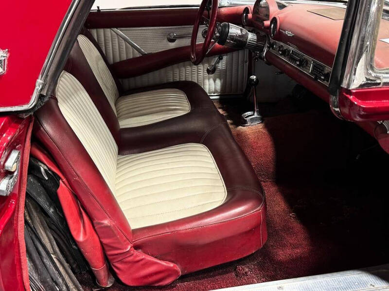 1955 Ford Thunderbird