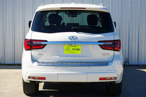 2023 Infiniti QX80 Luxe