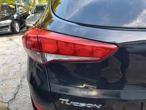 2017 Hyundai Tucson SE