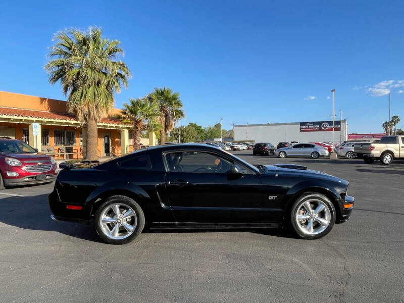 2007 Ford Mustang GT Deluxe