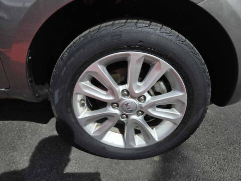 2013 Kia Soul +