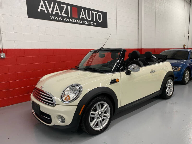 2011 MINI Cooper for sale at AVAZI AUTO GROUP LLC in Gaithersburg MD